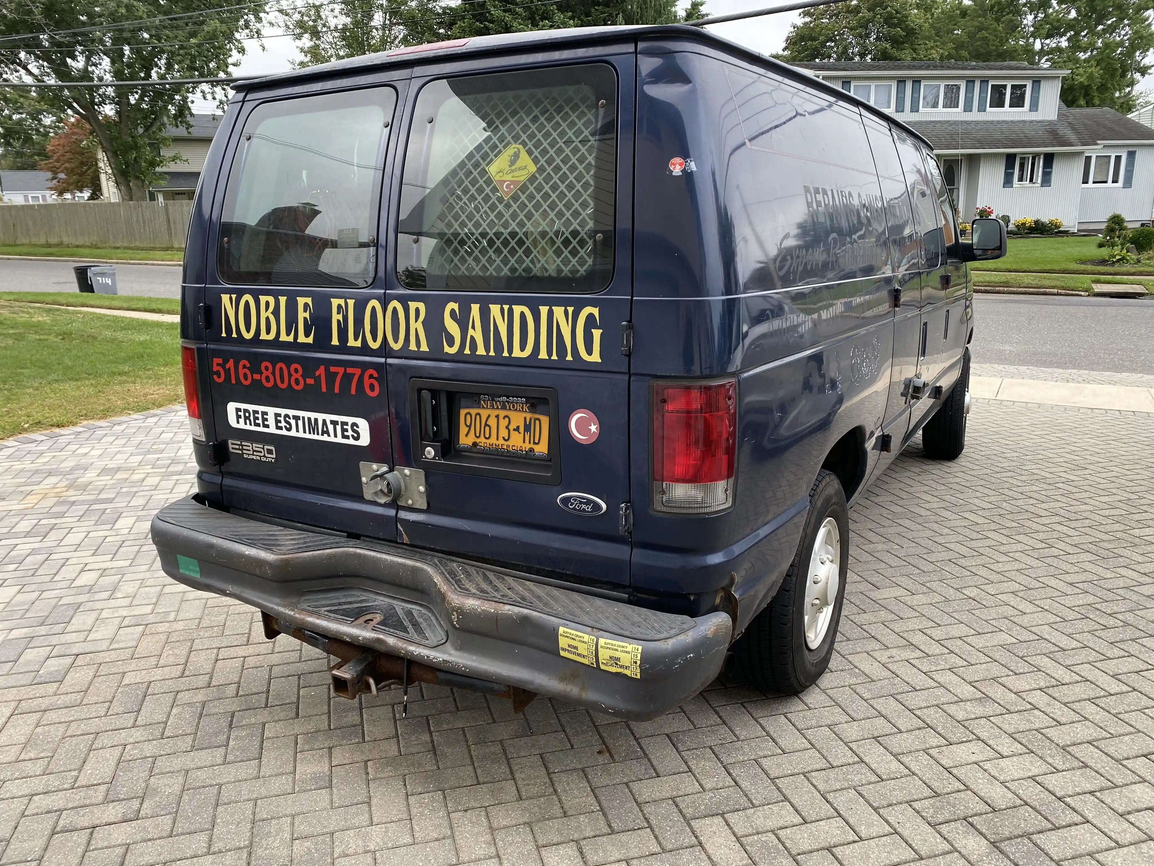 Vinyl and Laminate Flooring in Old Bethpage